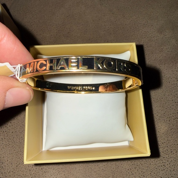 Michael Kors Jewelry - Michael Kors Hinge Bangle Bracelet- Gold Tone Brass Finish NWT no callouts.